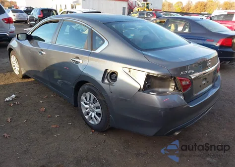 2018 Nissan Altima 2.5 S z USA, uszkodzony, nr VIN 1N4AL3APXJC272621